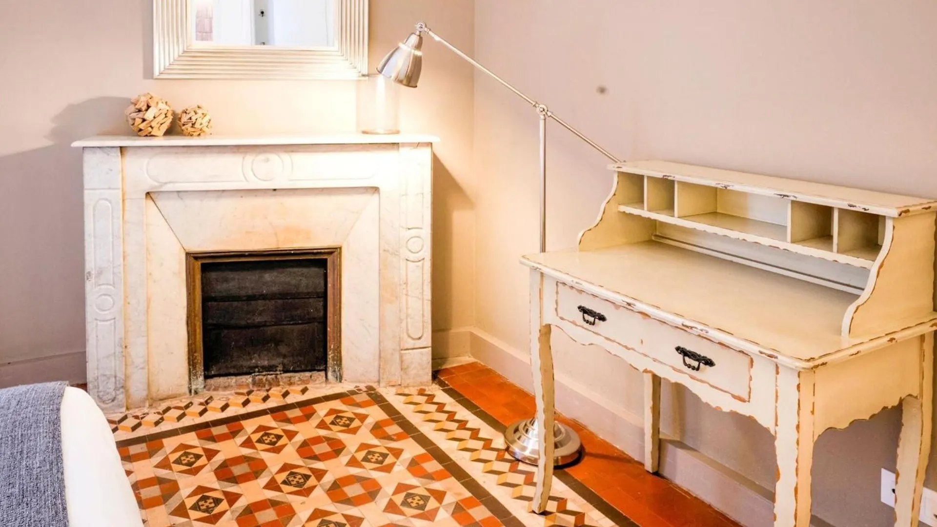Luxurious Apartment For 9 People Recently Renovated In The Center Of Barcelona 0*,  Spain
