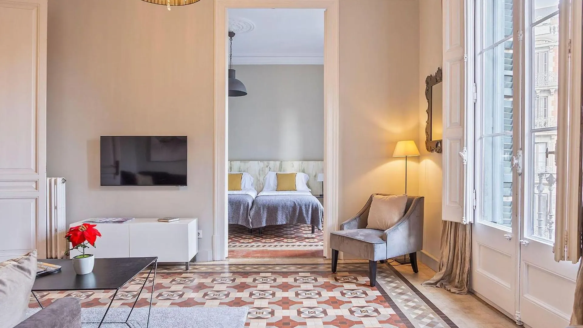 Villa Luxurious Apartment For 9 People Recently Renovated In The Center Of Barcelona